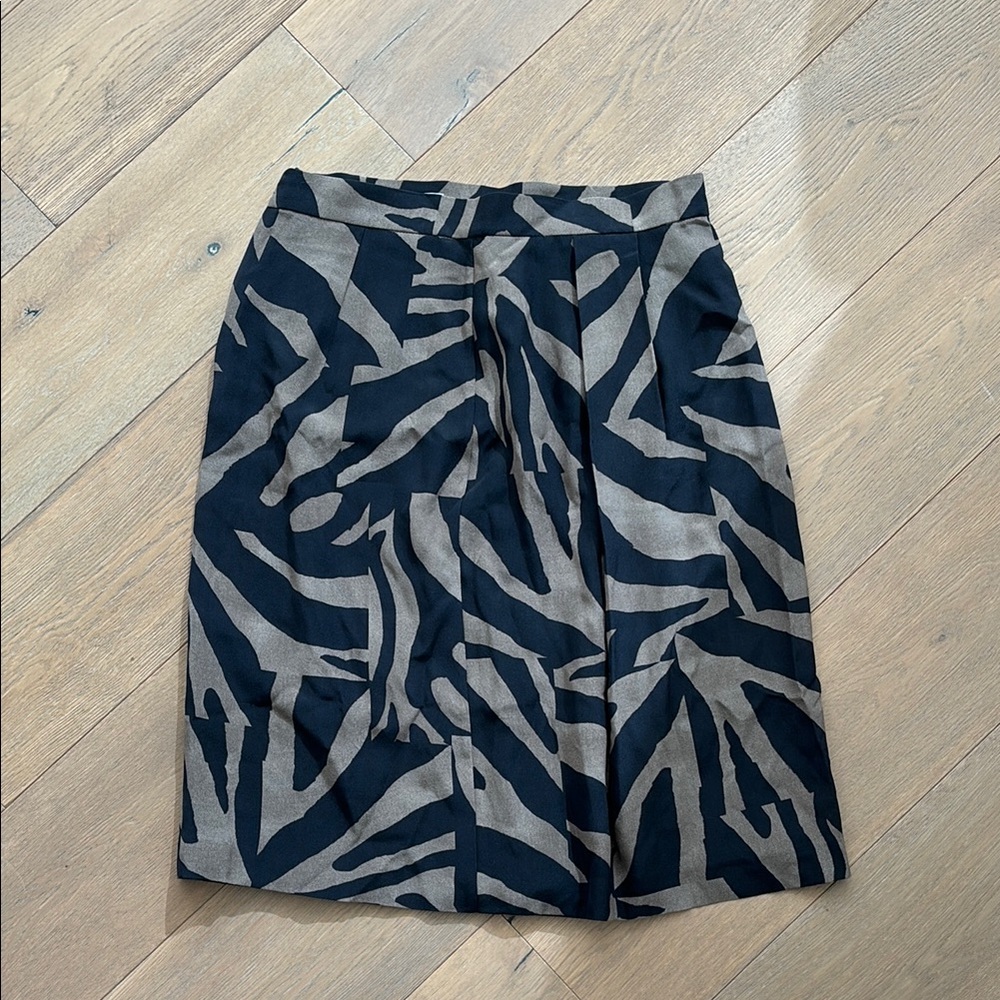 MaxMara Black and Tan Printed Skirt